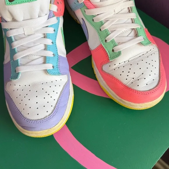 Nike Dunk Low Easter Candy - Picture 7 of 7